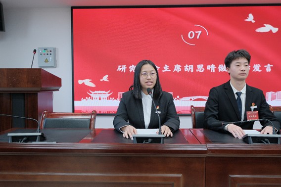 b8a5f11b77754843a98ed853e952cec3.jpg b8a5f11b77754843a98ed853e952cec3.jpg